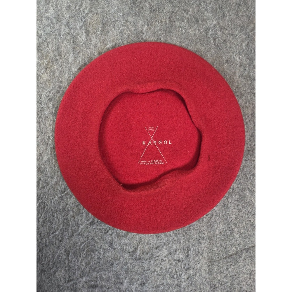 Vintage KANGOL 100% Wool Bright Red Beret Classic Britain - Picture 2 of 5